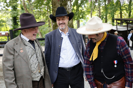 Markus Söder besucht den Cowboy-Club München