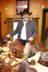 Markus Söder besucht den Cowboy-Club München