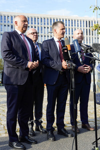 Pressestatement der CDU/CSU nach Beratungen zwischen Ampel, Union und Ländern zur Migrationspolitik in Berlin