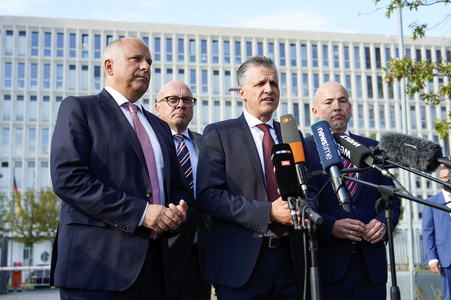 Pressestatement der CDU/CSU nach Beratungen zwischen Ampel, Union und Ländern zur Migrationspolitik in Berlin