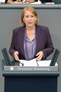 185. Sitzung des Deutschen Bundestages in Berlin