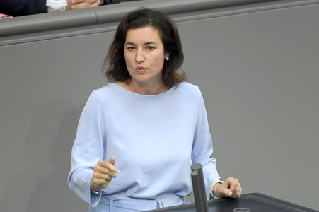 185. Sitzung des Deutschen Bundestages in Berlin