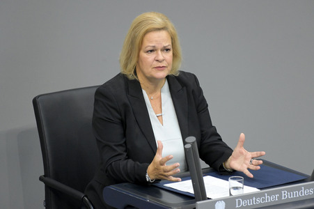 185. Sitzung des Deutschen Bundestages in Berlin