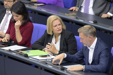 185. Sitzung des Deutschen Bundestages in Berlin