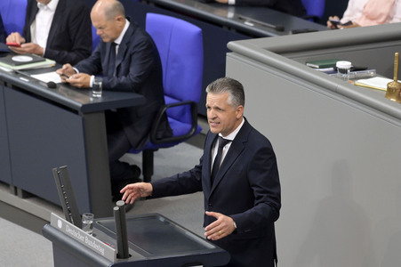 185. Sitzung des Deutschen Bundestages in Berlin