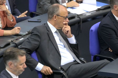 185. Sitzung des Deutschen Bundestages in Berlin