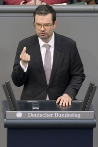 185. Sitzung des Deutschen Bundestages in Berlin