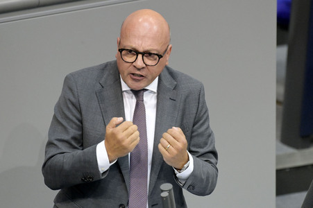 185. Sitzung des Deutschen Bundestages in Berlin