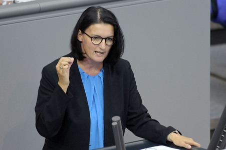 185. Sitzung des Deutschen Bundestages in Berlin