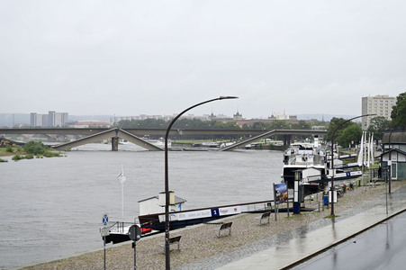 Eingestürzte Carolabrücke in Dresden