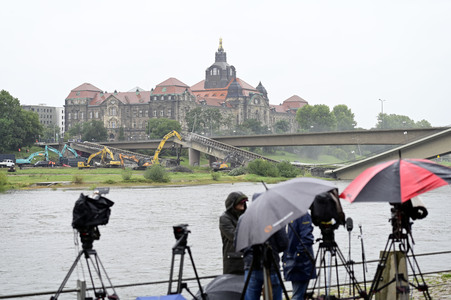 Eingestürzte Carolabrücke in Dresden