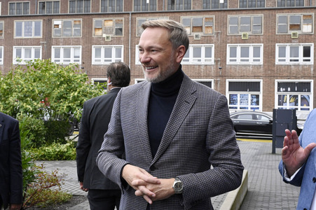 Christian Lindner zu Besuch im ABB-Ausbildungszentrum Berlin-Pankow
