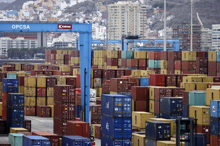 Symbolfoto Container-Hafen
