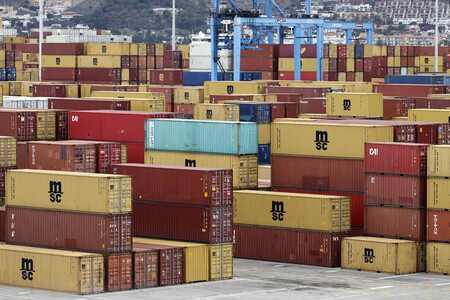 Symbolfoto Container-Hafen