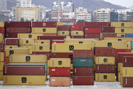 Symbolfoto Container-Hafen