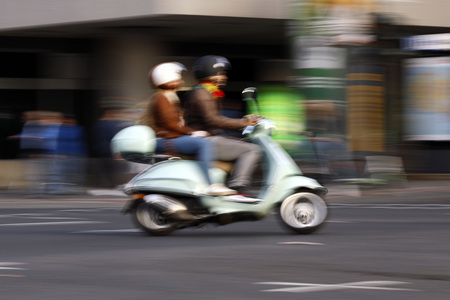 Symbolfoto Vespa