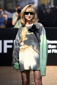 Ankunft von Najwa Nimri auf dem San Sebastian International Film Festival 2024