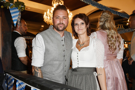 Wiesn Anstich 2024 im Hofbräu Berlin