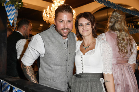 Wiesn Anstich 2024 im Hofbräu Berlin