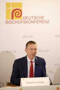 Pressegespräch auf der Herbst-Vollversammlung der Deutschen Bischofskonferenz in Fulda
