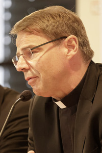 Pressegespräch auf der Herbst-Vollversammlung der Deutschen Bischofskonferenz in Fulda