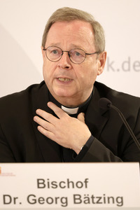 Pressegespräch auf der Herbst-Vollversammlung der Deutschen Bischofskonferenz in Fulda