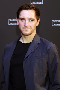 Festivaleröffnung und Filmpremiere 'Könige des Sommers', Filmfest Hamburg 2024