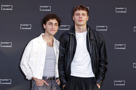 Festivaleröffnung und Filmpremiere 'Könige des Sommers', Filmfest Hamburg 2024