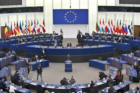 Nana Akufo-Addo spricht vor dem EU-Parlament in Straßburg