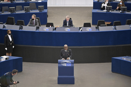 Nana Akufo-Addo spricht vor dem EU-Parlament in Straßburg