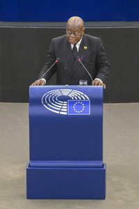 Nana Akufo-Addo spricht vor dem EU-Parlament in Straßburg