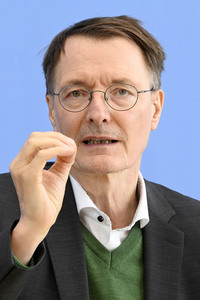 Bundespressekonferenz Vorteil ePA - Countdown bis zum Start in Berlin