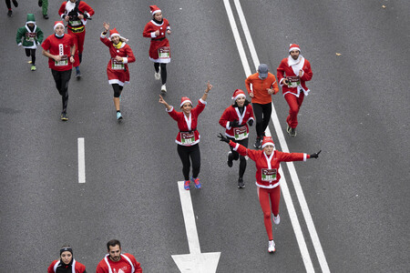 Weihnachtsmann Solidaritätslauf in Madrid