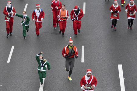 Weihnachtsmann Solidaritätslauf in Madrid