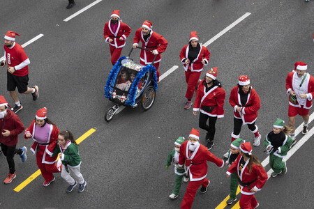 Weihnachtsmann Solidaritätslauf in Madrid