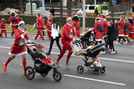 Weihnachtsmann Solidaritätslauf in Madrid