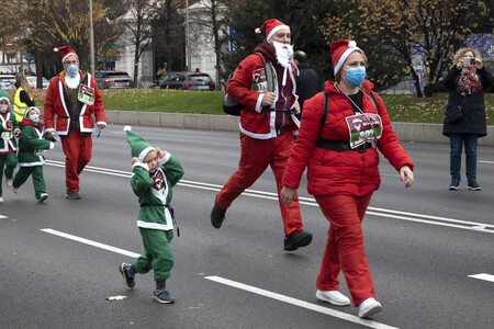 Weihnachtsmann Solidaritätslauf in Madrid
