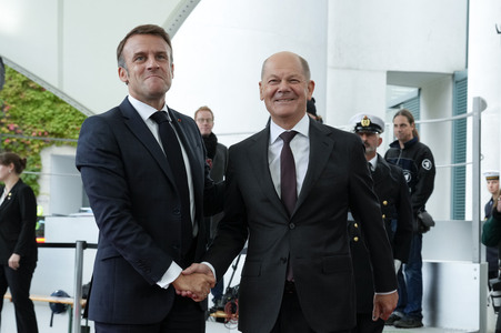 Empfang des Staatspräsidenten der Französischen Republik in Berlin