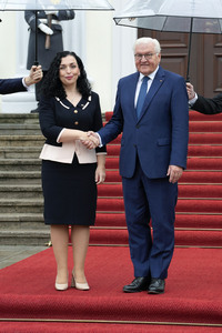 Begrüßung der Präsidentin der Republik Kosovo in Berlin