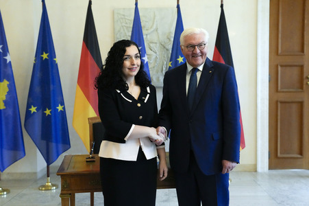 Begrüßung der Präsidentin der Republik Kosovo in Berlin