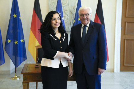 Begrüßung der Präsidentin der Republik Kosovo in Berlin
