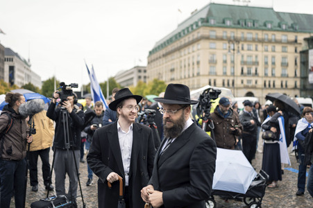 Solidaritätskundgebung für Israel vor dem Brandenburger Tor in Berlin