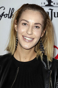 Charity Vernissage von Juliane Golbs in Hamburg