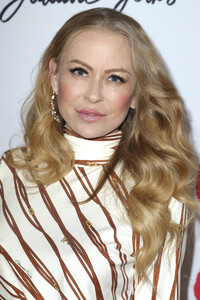 Charity Vernissage von Juliane Golbs in Hamburg