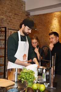 Live-Cooking-Event mit Jimi Blue Ochsenknecht in Berlin
