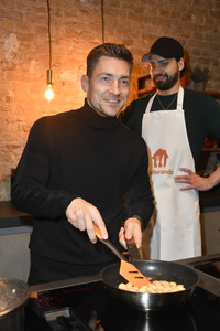 Live-Cooking-Event mit Jimi Blue Ochsenknecht in Berlin