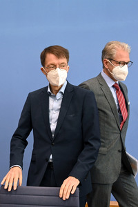 Pressekonferenz zur aktuellen Corona-Lage in Berlin