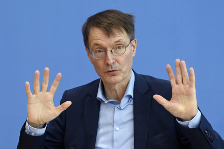 Pressekonferenz zur aktuellen Corona-Lage in Berlin