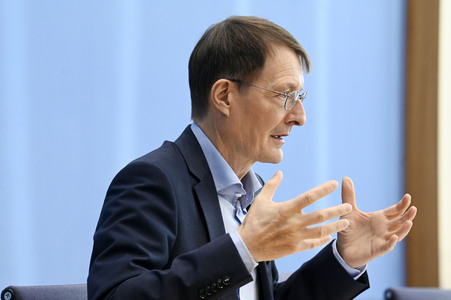 Pressekonferenz zur aktuellen Corona-Lage in Berlin