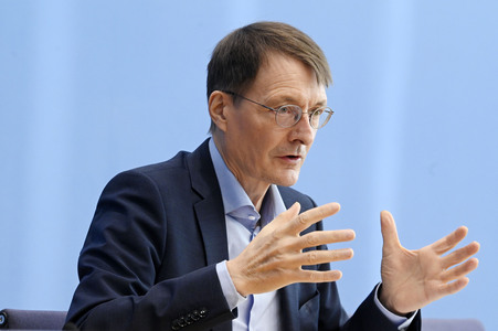 Pressekonferenz zur aktuellen Corona-Lage in Berlin